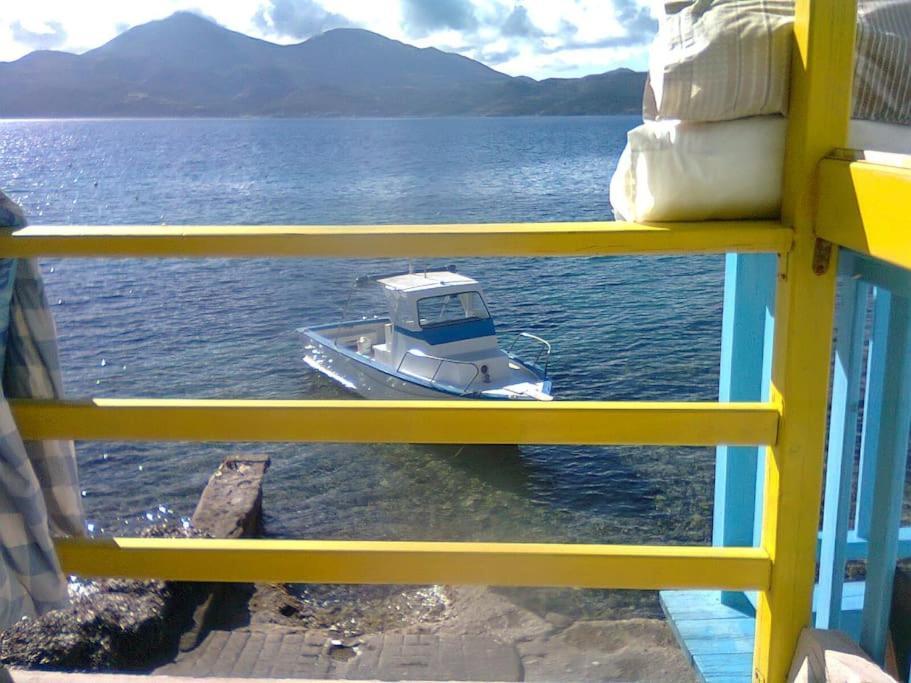 The Yellow Boat House Klima  Exterior foto